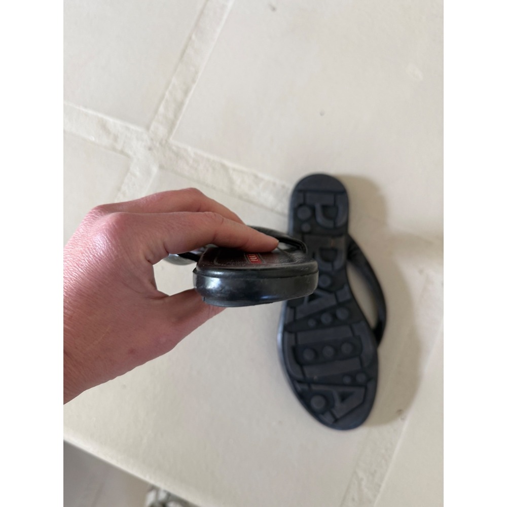 Prada Black Patent Leather Triangle Logo Thong Sandals 7 - Picture 4 of 13